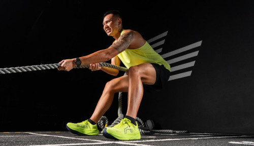 Ortuseight Rilis HYPERFIT, Sepatu Multifungsi untuk Tren Olahraga Hybrid