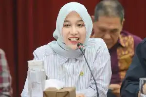 Kabut Asap Karhutla Picu Lonjakan Kasus ISPA, DPR Desak Penguatan Layanan Kesehatan Daerah