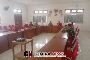 Matangkan Pengamanan Pesta Rakyat HUT RI ke-81, Forkopimcam Busungbiu Gelar Rakor Sinergitas