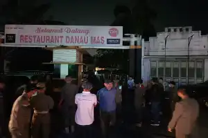 Pemkab Serang Tertibkan Tempat Hiburan Malam, Ratusan Botol Miras Disita