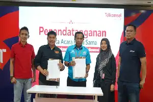 Sokong Talenta Futsal Muda, Telkomsel Jalin Kemitraan Strategis dengan SMAN 8 Makassar