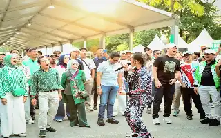 Rayakan 17 Tahun Berkarya, Penampilan The Virgin di Lokarya Fest 2026 Pukau Penonton dan Menko PM