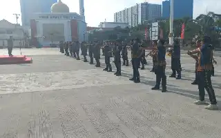 Tingkatkan Kualitas Pelayanan Publik, Personel Polresta Balikpapan Jaga Kebugaran Lewat Olahraga Rutin