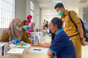 Upaya Eliminasi Tuberkulosis, Ratusan Warga Binaan Lapas Tangerang Jalani Skrining Kesehatan Gratis