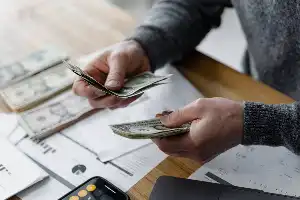Mengoptimalkan Crowdfunding: Strategi Alternatif Pendanaan Bisnis di Era Digital