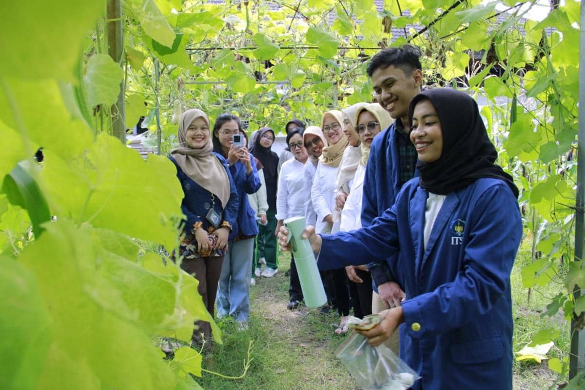 Inovasi Mahasiswa ITS: Ciptakan Pestisida Nano yang Tangguh Hadapi Cuaca Ekstrem