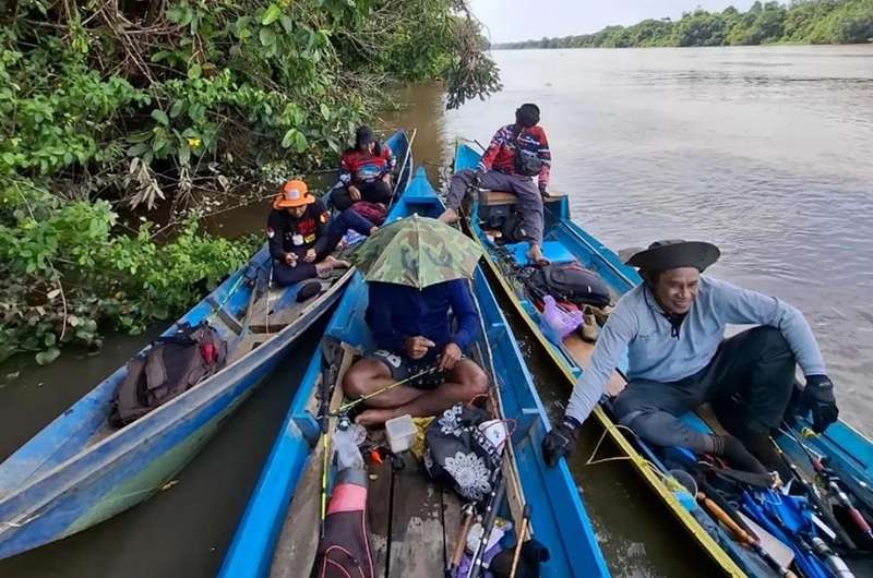 Memancing Jadi Pilihan Rekreasi Akhir Pekan Warga Kotawaringin Timur