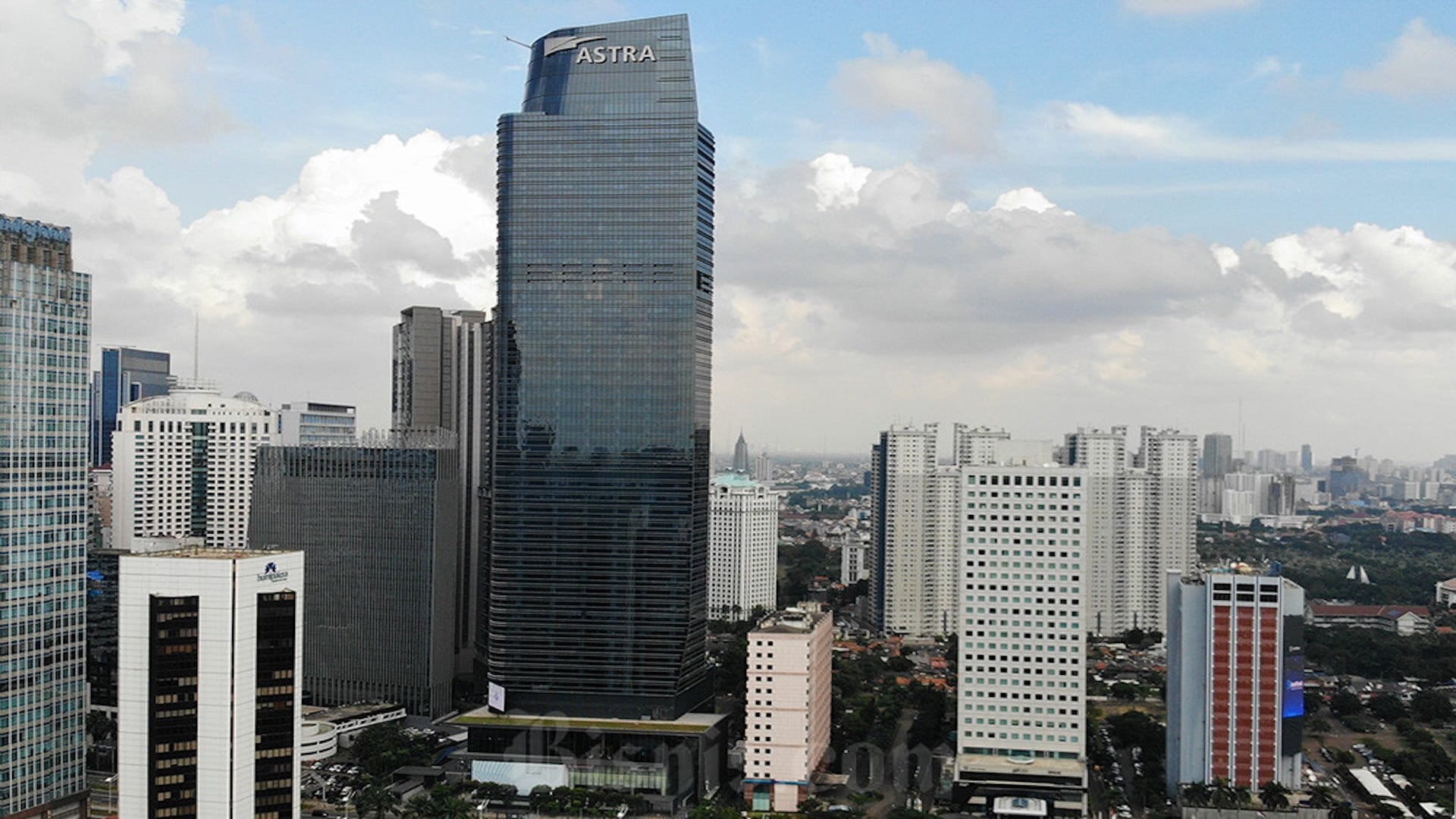 Jejak Panjang Astra International Bertahan di Tengah Badai Krisis dan Pergolakan Kepemilikan