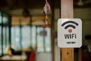 Waspada Celah Keamanan di Balik Kemudahan Jaringan WiFi Publik