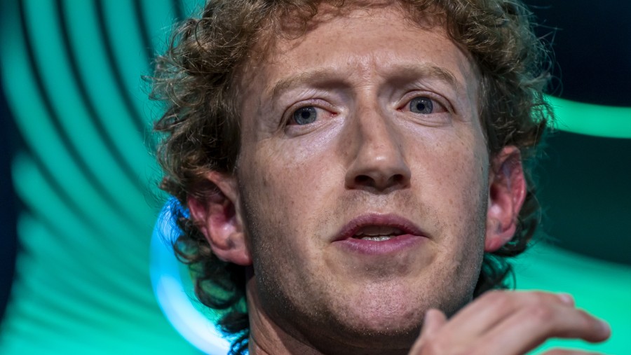 Evaluasi Internal Meta: Mark Zuckerberg Akui Progres Pengembangan Agen AI Belum Optimal