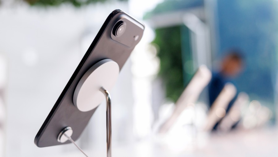 Apple Tingkatkan Target Produksi iPhone Lipat Perdana hingga 10 Juta Unit