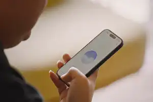 OpenAI Tingkatkan Interaksi Suara dengan Model GPT-Live yang Lebih Responsif