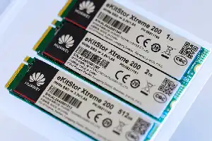 Pasar Smartphone China Menyusut, Apple dan Huawei Justru Tumbuh Subur di Segmen Premium