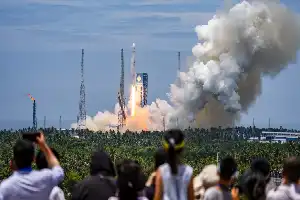 China Berhasil Uji Coba Pendaratan Roket Reusable, Kian Dekati Dominasi Teknologi SpaceX