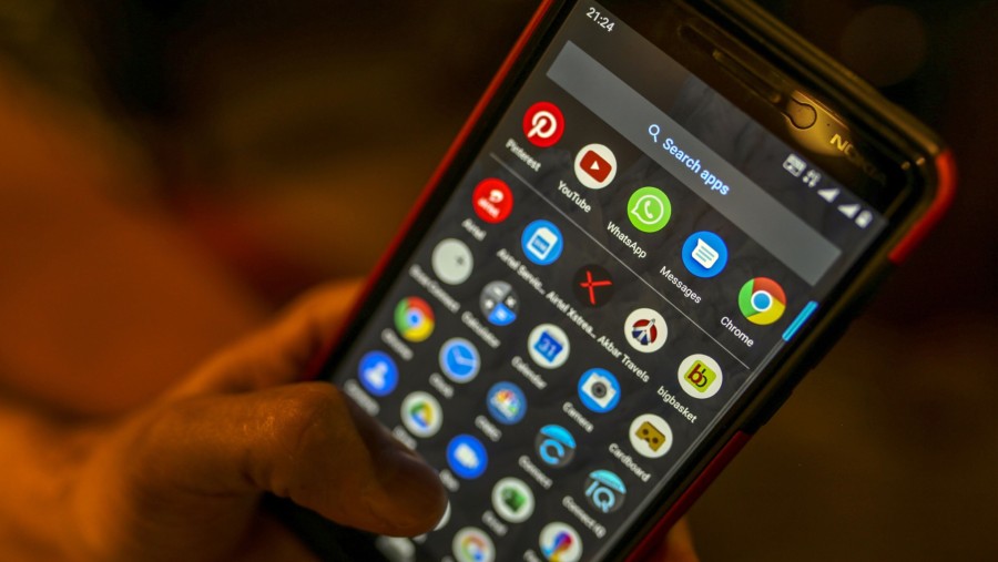 Optimalisasi Performa Smartphone: Mengapa Anda Perlu Membatasi Aplikasi di Latar Belakang