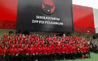Sekolah Partai PDI Perjuangan: Memutus Pragmatisme Politik Melalui Pelembagaan Kaderisasi