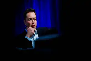 Meneropong Filosofi Kepemimpinan Elon Musk: Dari Visi Mustahil hingga Inovasi Radikal