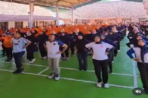 Perkuat Kebersamaan dan Pelayanan Prima, Rutan Kelas I Cirebon Gelar Olahraga Bersama