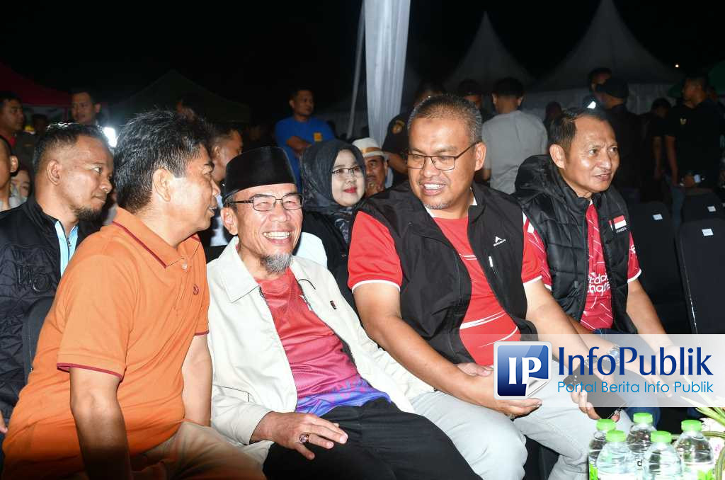 Hangatnya Kebersamaan Warga Padang dalam Semarak Nonton Bareng Piala Dunia 2026