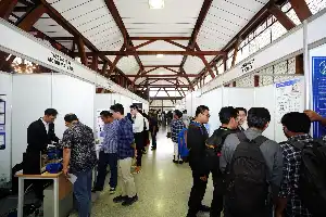 EE Days 2026: 105 Mahasiswa Teknik Elektro ITB Pamerkan Inovasi Tugas Akhir Canggih