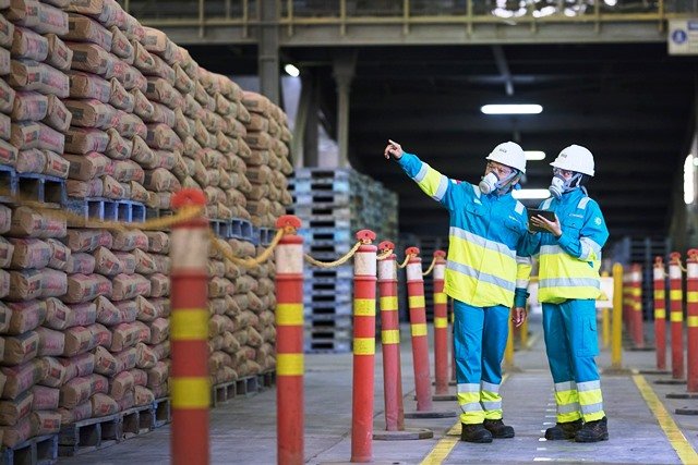 Strategi Transformasi Bisnis Dorong Kinerja Positif, Penjualan SIG Capai 15 Juta Ton