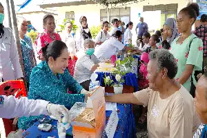 Dekatkan Layanan Medis, TP-PKK Jayapura Gelar Pemeriksaan Gratis untuk 150 Warga Sentani Barat
