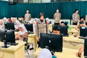 Edukasi Pelajar SMAN 1 Teladan, Polresta Yogyakarta Sosialisasikan Penggunaan AI yang Bijak dan Aman
