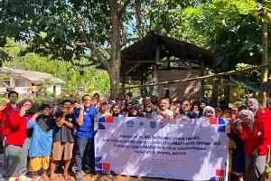Modernisasi UMKM Emping di Serang: Universitas Mercu Buana Kenalkan Teknologi Mesin Press dan Kemasan Higienis