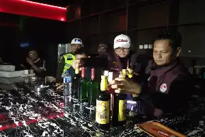 Upaya Jaga Kondusivitas, Tim Gabungan Gelar Razia di Tempat Hiburan Malam Cirebon