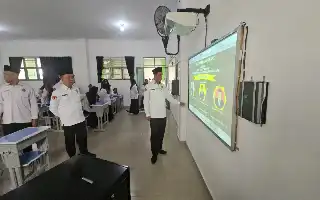 Akselerasi Pembelajaran Modern, MAPN 4 Medan Resmikan Smart Digital Classroom