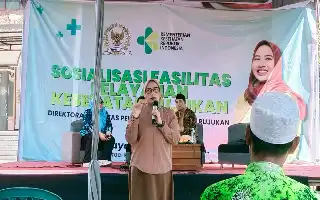 Legislator DPR RI Dorong Warga Bondowoso Utamakan Kesehatan Melalui Sosialisasi GERMAS di Pesantren