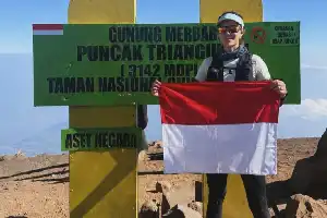 Jajal Olahraga Ekstrem, Aktris Ismi Melinda Taklukkan Tantangan Merapi Merbabu Trail Run