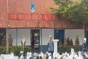Dorong Transisi Energi, ITPLN dan PLN Edukasi Siswa Sumut Pemanfaatan Teknologi Terbarukan