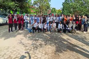 Deteksi Dini Kesehatan Siswa, MTsN 1 Lampung Barat dan Puskesmas Liwa Gelar Pemeriksaan Gratis