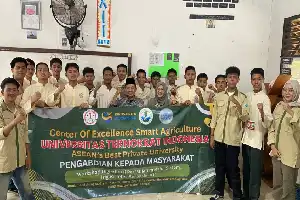 Dorong Digitalisasi Pertanian, Universitas Teknokrat Latih Siswa MA Al-Fatah Natar Rakit Irigasi Tetes Berbasis IoT