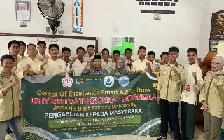 Dorong Digitalisasi Pertanian, Universitas Teknokrat Latih Siswa MA Al-Fatah Natar Rakit Irigasi Tetes Berbasis IoT