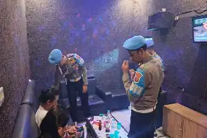 Sipropam Polres Tulang Bawang Barat Sisir Tempat Hiburan Malam demi Kedisiplinan Personel