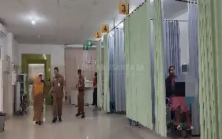 Antisipasi Lonjakan Pasien, RSD Kalisat Jember Tambah Tempat Tidur IGD