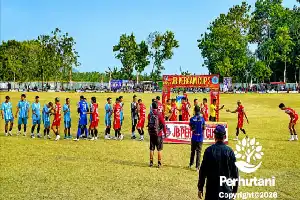 Perkuat Sinergi Lewat Sepak Bola, Perhutani Balapulang Ajak Warga Brebes Jaga Hutan