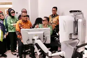 RSU Bunda Padang Hadirkan Teknologi Bedah Robotik Pertama di Sumatera Barat