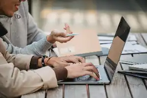 Navigasi Transformasi SDM di Era AI: Panduan Strategis dari Jobstreet by SEEK