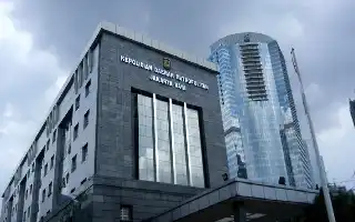 Aksi Puluhan Pria Berambut Cepak di Polda Metro Jaya, Polisi Tegaskan Prosedur Hukum Tetap Berjalan