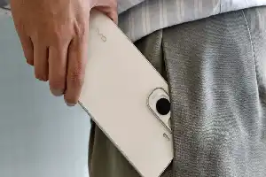 vivo Y500 Meluncur dengan Baterai Jumbo 8.100mAh dan Layar AMOLED 1,5K