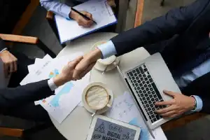 Perkuat Wealth Management, Maybank Siap Akuisisi Penuh Saham Etiqa Senilai US$1,2 Miliar