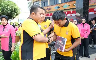Hari Bhayangkara ke-80 di Cirebon Dirayakan dengan Olahraga, Pasar Rakyat, dan Hadiah Umrah