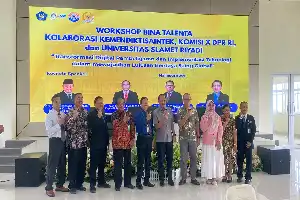 DPR RI dan Unisri Tekankan Pentingnya Karakter Mahasiswa di Tengah Arus Digitalisasi Global