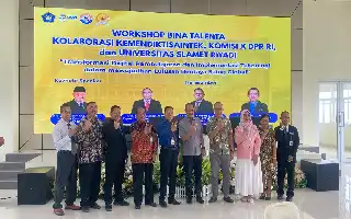 DPR RI dan Unisri Tekankan Pentingnya Karakter Mahasiswa di Tengah Arus Digitalisasi Global