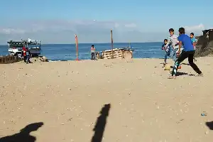 Di Balik Puing Gaza, Sepak Bola Menjadi Pelita Harapan bagi Anak-Anak