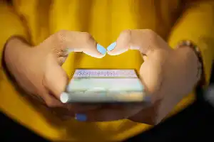 Simbol Prestise dan Teknologi: Deretan Ponsel Termahal di Dunia Tahun 2026