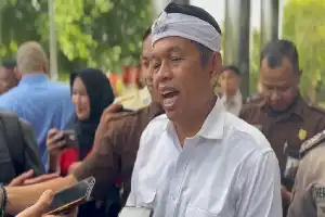 Momen Keakraban Prabowo dan Dedi Mulyadi di Tengah Hangatnya Isu Elektabilitas